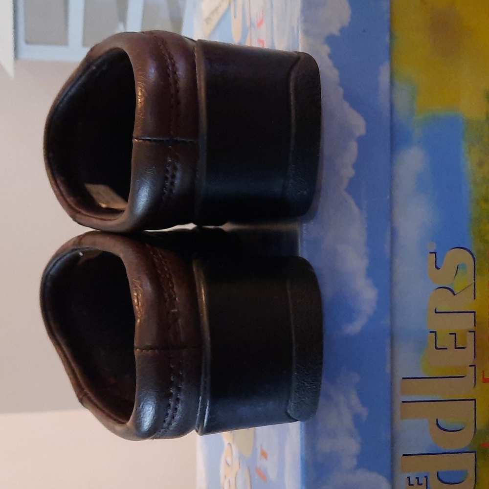 leather clogs - Picture 6 of 8
